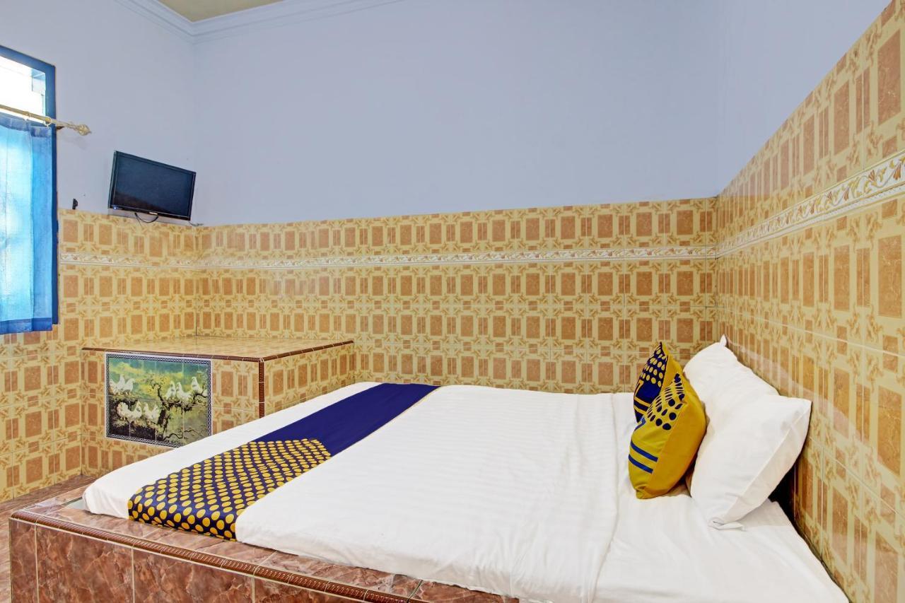Spot On 91694 Hotel Rama Chandra Temanggung Zewnętrze zdjęcie
